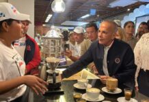 Gobernador del Zulia encabezó cierre de la fase de profesionalización del Programa “Saber y Emprender”