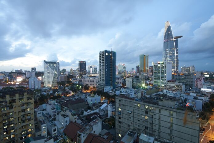 ho-chi-minh-city-1556418_1920