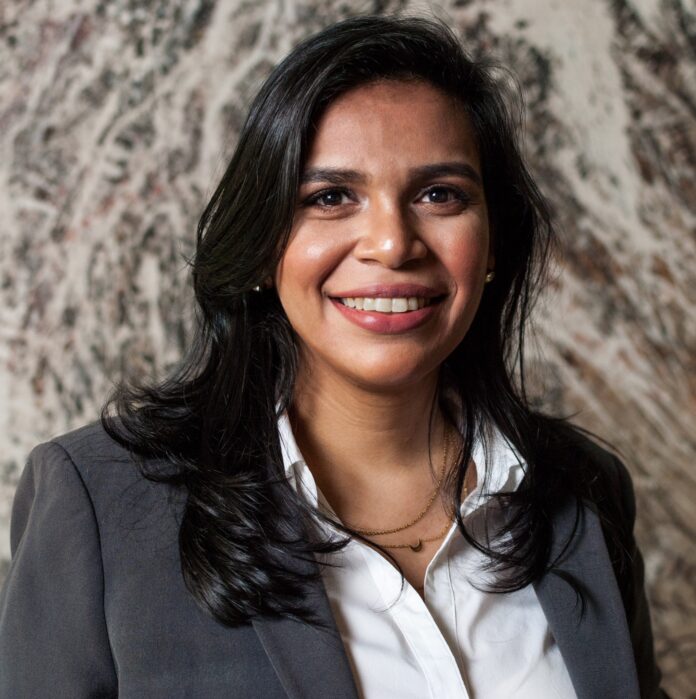 IESA, Retratos, Retratos Corporativos, Sandy16 - copia