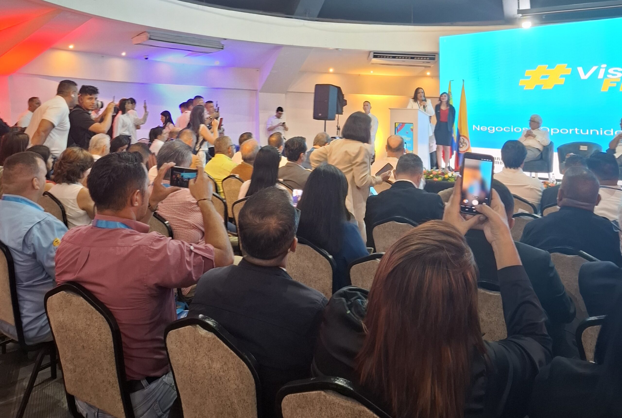 20250903_0937572 Encuentro Empresarial